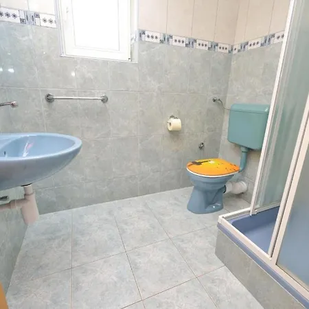 In With Sea Views, Balcony, Air Conditioning, Wifi 566-1