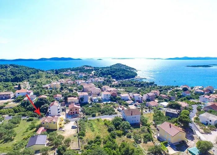 In With Sea Views, Balcony, Air Conditioning, Wifi 566-1 *