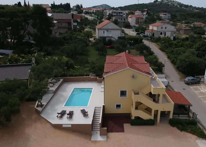 In With Sea Views, Balcony, Air Conditioning, Wifi 566-1 Drage