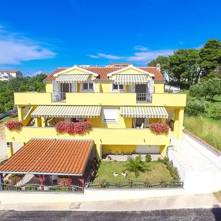 In With Sea Views, Balcony, Air Conditioning, Wifi 566-1