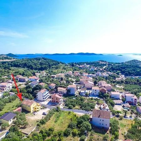 In With Sea Views, Balcony, Air Conditioning, Wifi 566-1 Apartmán Drage